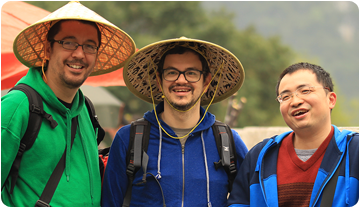  (d'esquerra a dreta): Dr. Josep Fortuny (ICP), Dr. Jordi Marcé-Nogué (Universitat d'Hamburg) i Dr. Zupeng Zhou (Universitat Tecnològica de Guilin) a Guilin.   