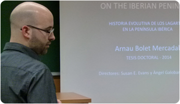 L'investigador Arnau Bolet en un moment de la defensa de la tesi (ICP)