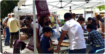 Talleres familiares en la plaza del Gas con motivo del Dia Internacional de los Museos